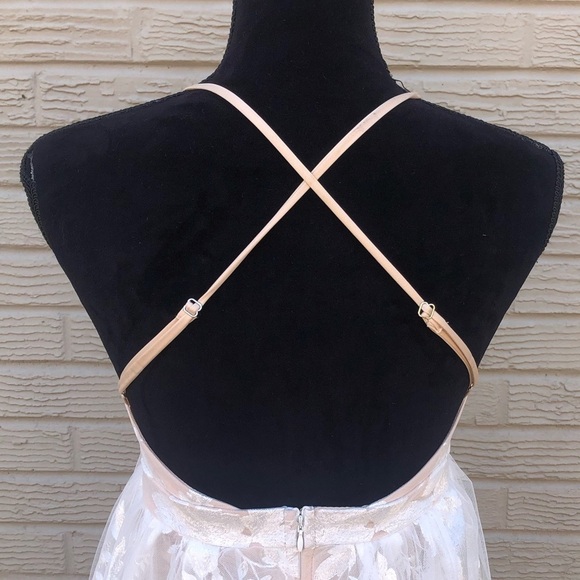 Altar’d State Ivory & Nude Sleeveless Fit & Flare Floral Chiffon Layered Dress M - Picture 4 of 9